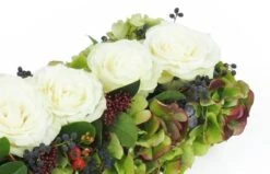 Chemin De Roses Blanches "Eschyle" -L’Agitateur Floral Soldes chemin de roses blanches eschyle 2